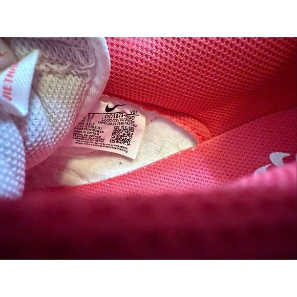 Nike Women's Dunk Low Top Lace Up Leather Sneaker Shoes White Pink Size 8 - Picture 3 of 10